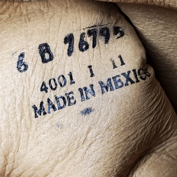 Frye Jenna Women's 6 B Brown Distressed Leather Studded Moto Short Buckle Boots - Picture 12 of 13